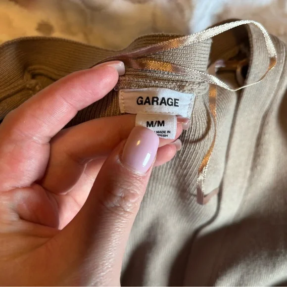 Garage Cardigan - Picture 2 of 2